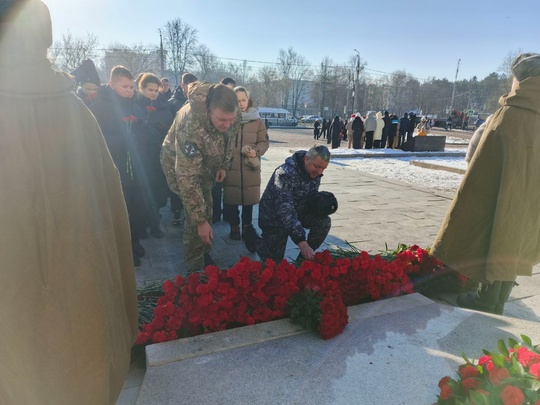 Сотрудники Подольского отдела вневедомственной охраны и учащиеся кадетского класса Росгвардии, а также..