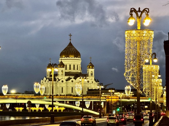 Наша столица Москва, несомненно, в своей величественной..