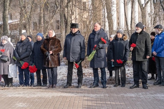 Борис Аубакиров  В Жуковском почтили память россиян, исполнявших служебный долг за пределами Отечества...