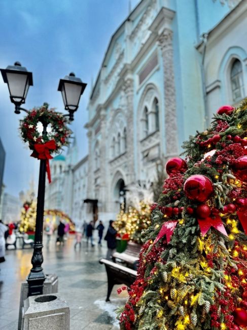 Наша столица Москва, несомненно, в своей величественной..