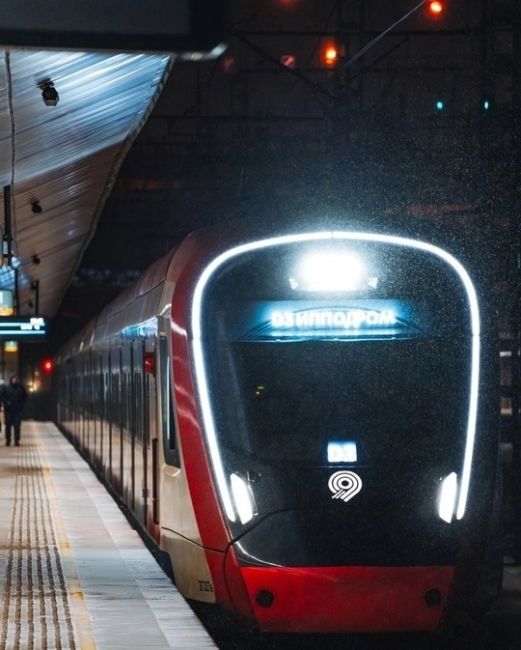 Вечерняя атмосфера D3.
По дороге домой.  Фото:..